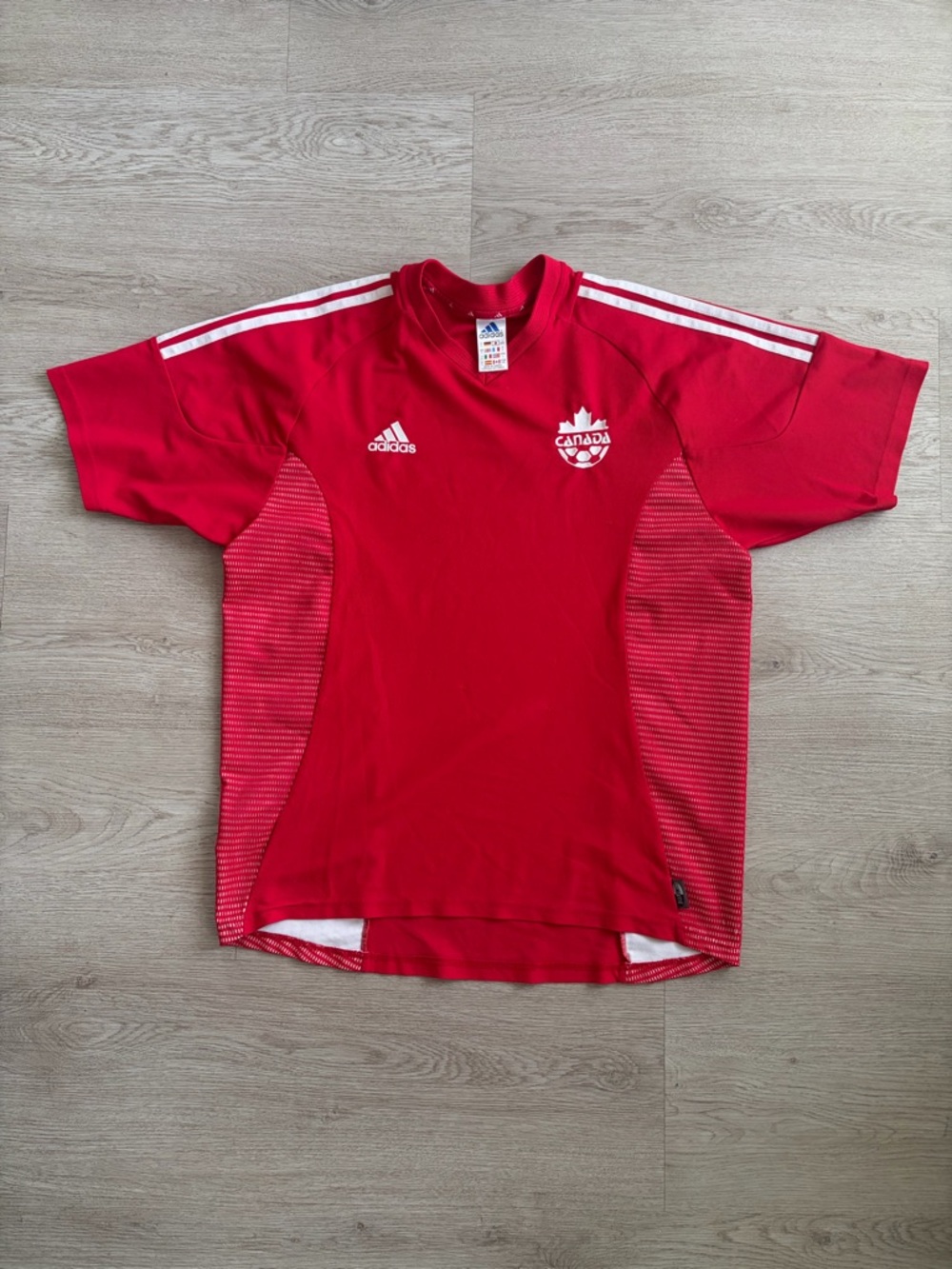 Adidas 2002-2004 Canada Red Soccer Jersey with White Accents